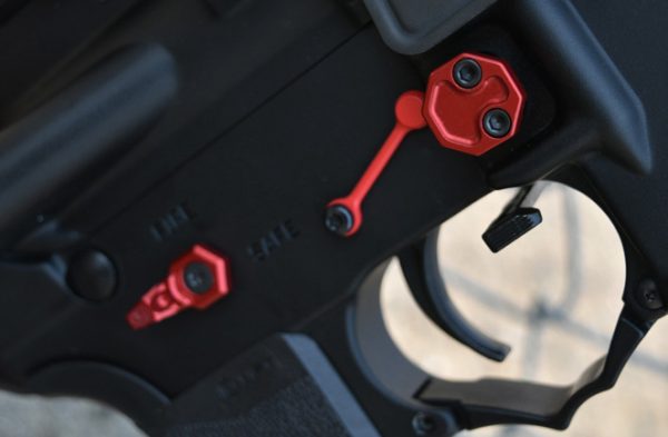 Bouton poussoir de chargeur AR15 élargi PHASE 5 – Image 2