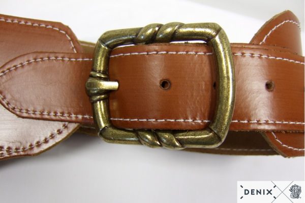Ceinturon avec un holster sherif pour revolver Western – Image 4