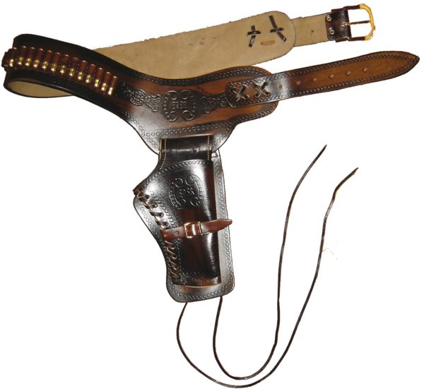 Ceinturon brun pour 1 ou 2 revolvers Western – Image 2