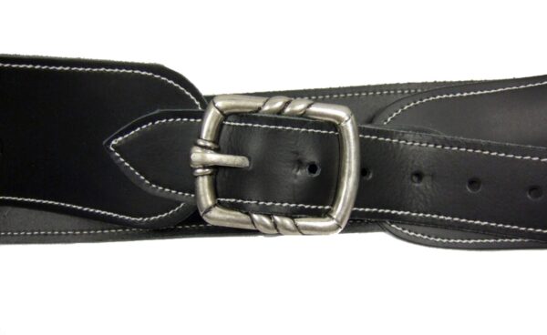 Ceinturon noir avec un holster pour revolver Western – Image 8