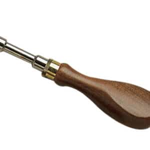 Clé à cheminée avec manche en bois