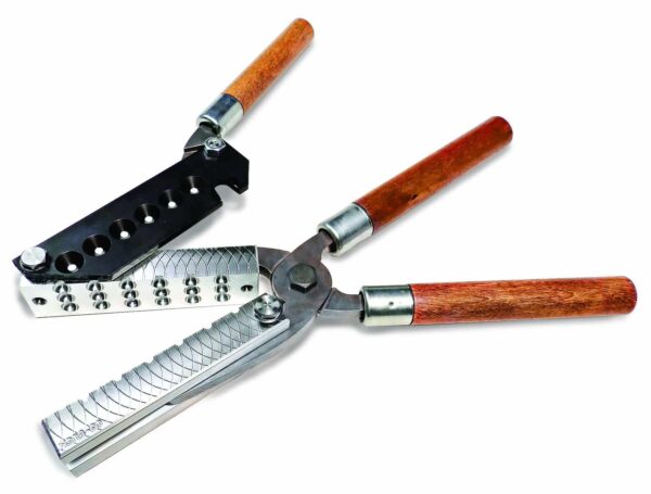 MOULE LEE 18 CAVITES DIAM 360/CHEVROTINE 000