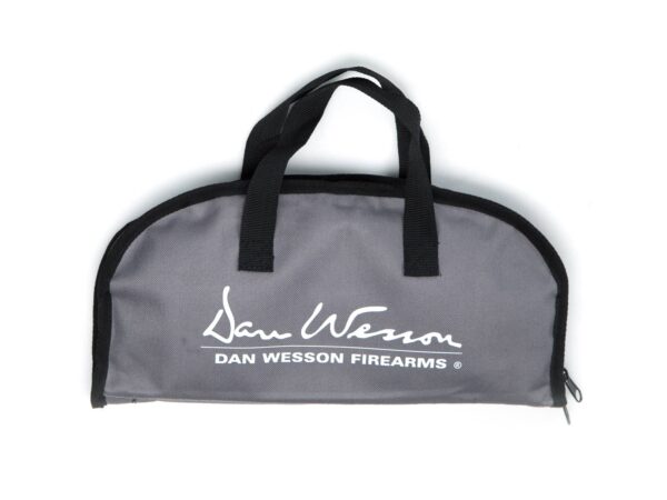 SAC DAN WESSON 715